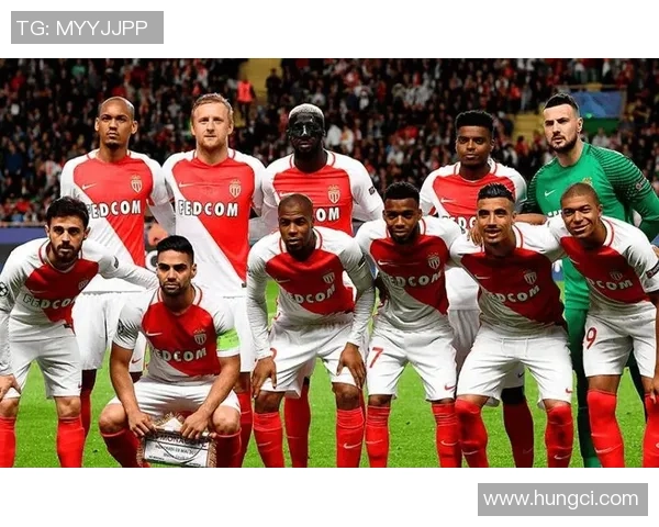 摩纳哥足球历史上最强一代球星集结与辉煌成就回顾 摩纳哥足球历史上最强一代球星集结与辉煌成就回顾