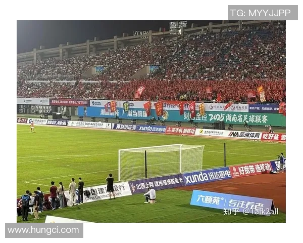 燃情绿茵集卡盛宴开启一起追星顶级足球巨星魅力瞬间